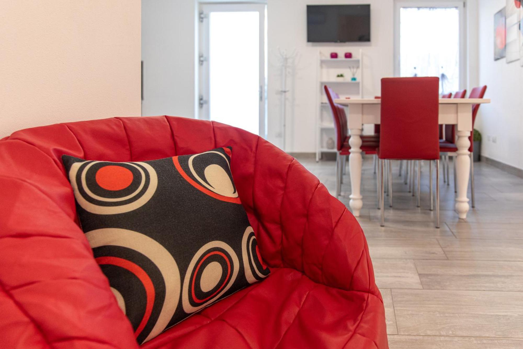 Red Carpet Apartamento Castelnuovo del Garda Exterior foto
